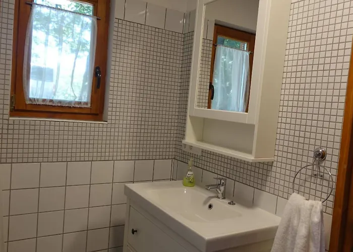 Toelgyes Lak, Palkoeve 別荘